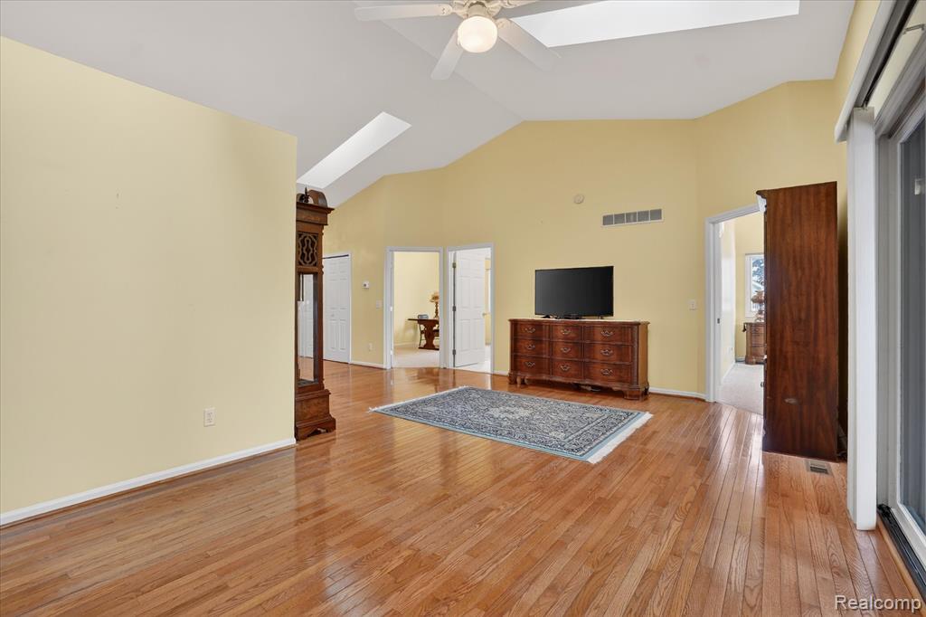 174 Addison Circle, 19, Fowlerville, MI 48836 — Photo 17