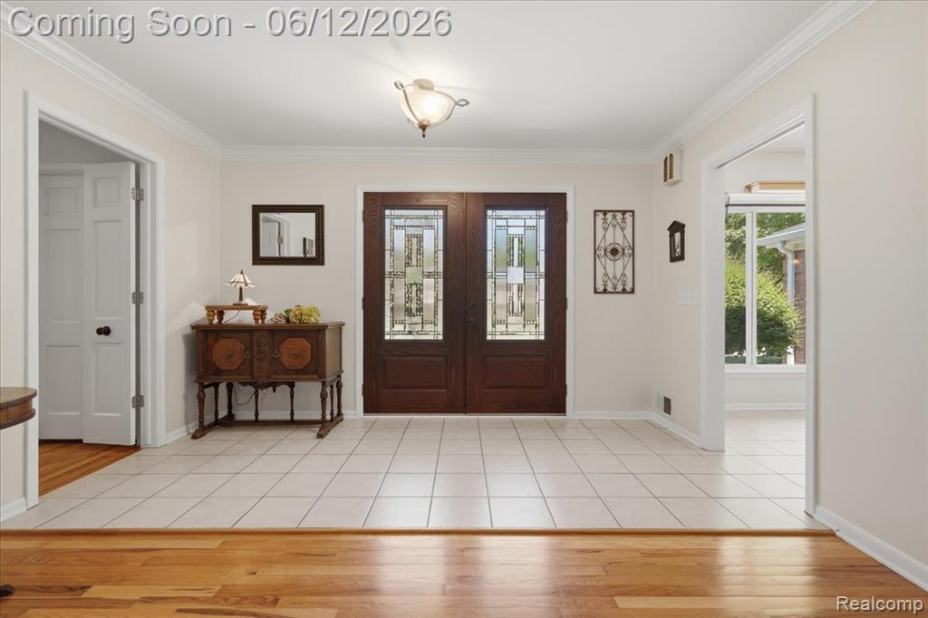 5048 Tree Hill Road, Grand Blanc, MI 48439 — Photo 8