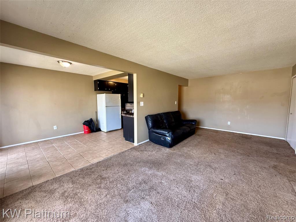 8214 24 Mile Road, Utica, MI 48316 — Photo 4