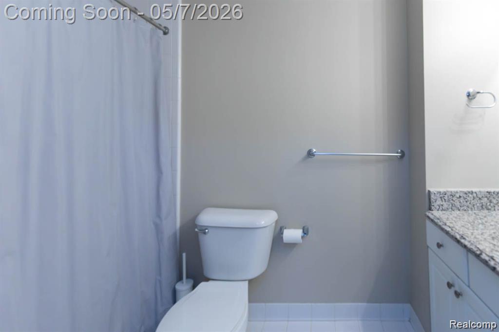 1560 W Lakeview Lane, Canton, MI 48187 — Photo 14