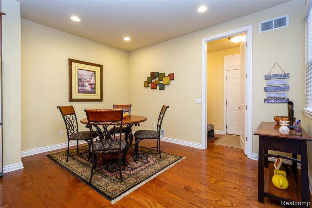 4370 Bennett Park Circle, Troy, MI 48085 — Photo 13