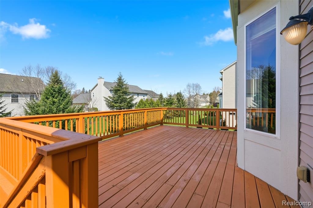 58 Blackberry Drive, White Lake, MI — Photo 31