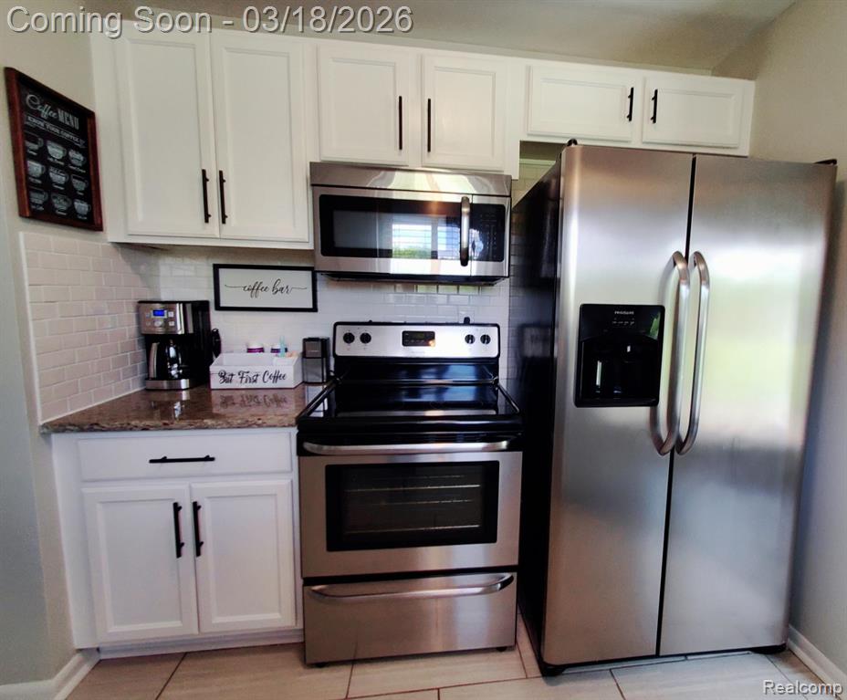 6372 Peach Drive, Clarkston, MI — Photo 3