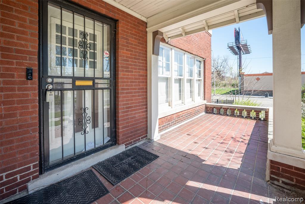 22 Edison Street, Detroit, MI 48202 — Photo 54