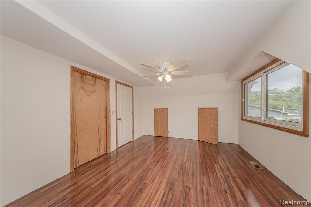 9042 Gale Road, White Lake, MI — Photo 56