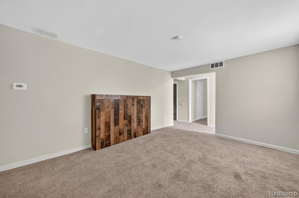 6914 Arlene Court, Romulus, MI 48174 — Photo 5