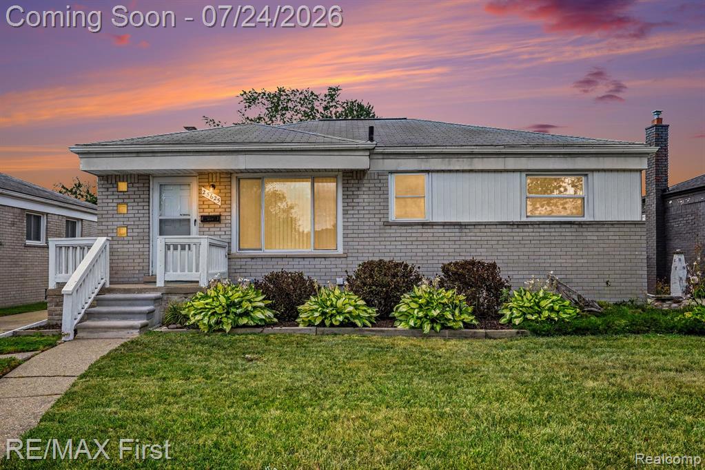 25625 Barbara Street, Roseville, MI 48066