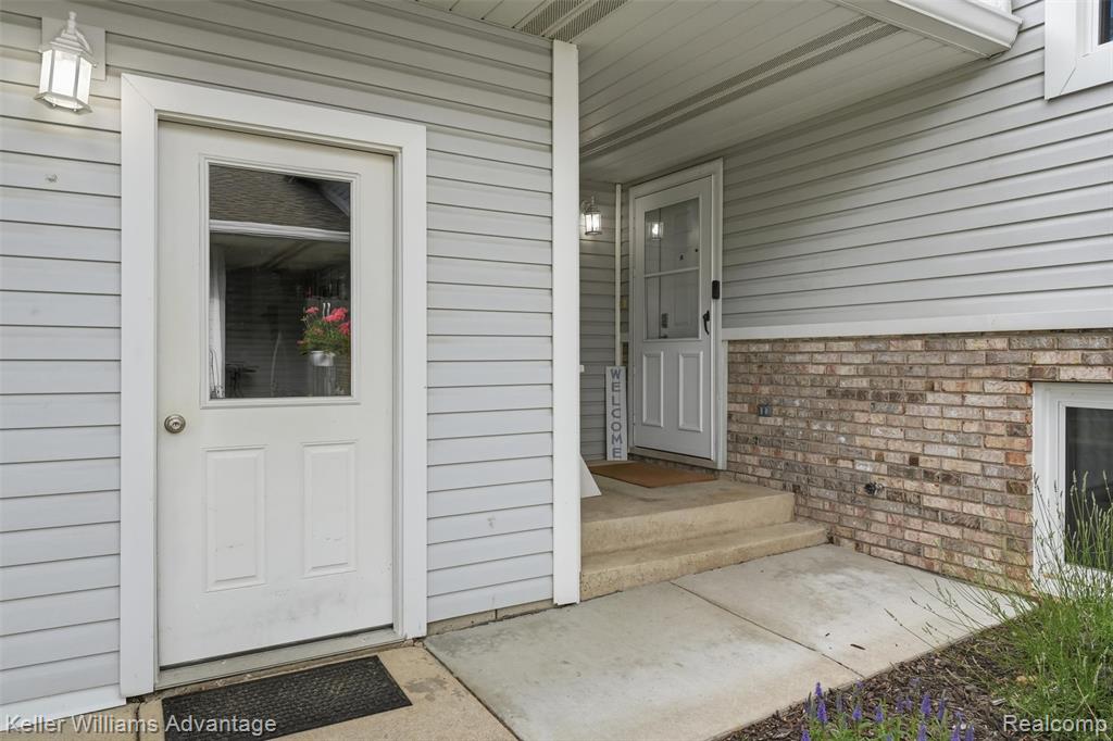 572 River Pointe Court, Milan, MI 48160 — Photo 3