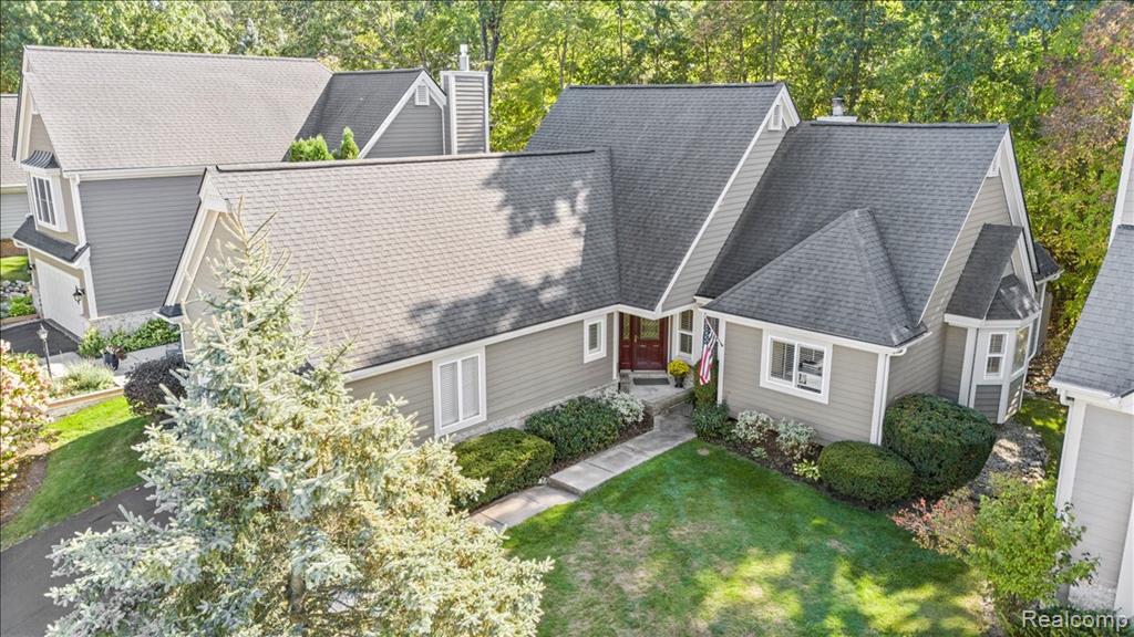 7285 Rabbit Ears Pass, Clarkston, MI — front exterior