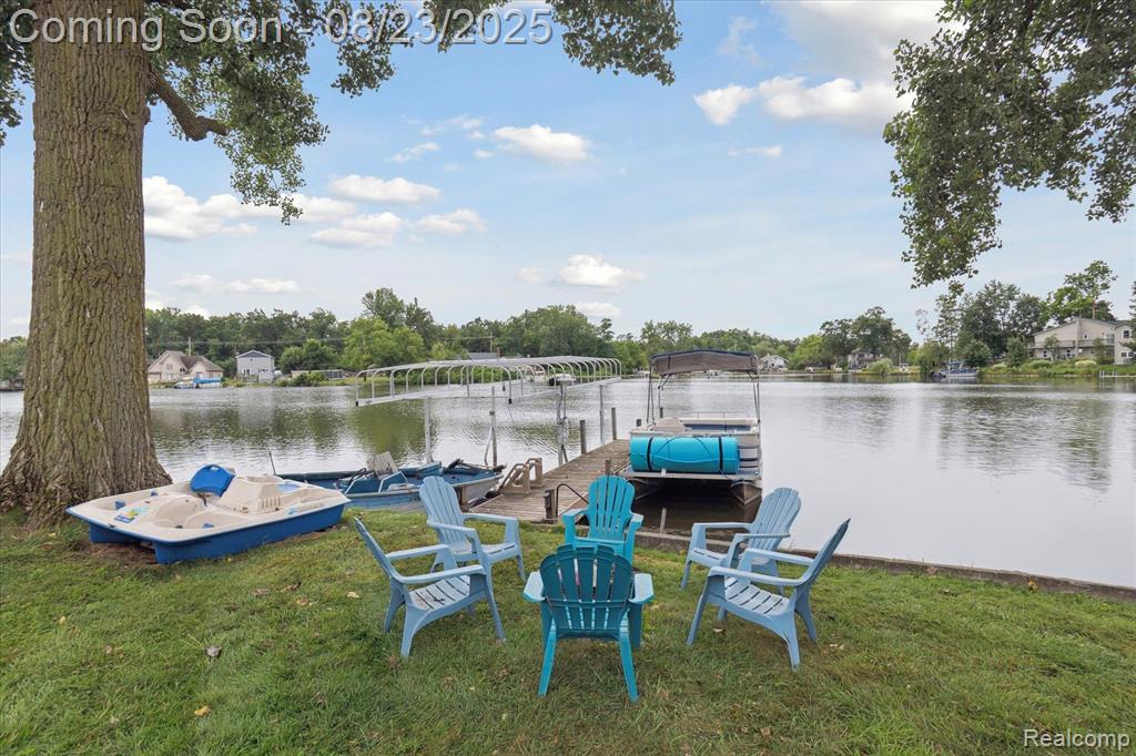 9037 Buckingham Street, White Lake, MI — Photo 3