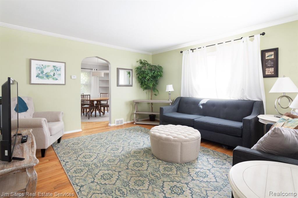 902 Neff Right Unit, Grosse Pointe, MI 48230 — Photo 3