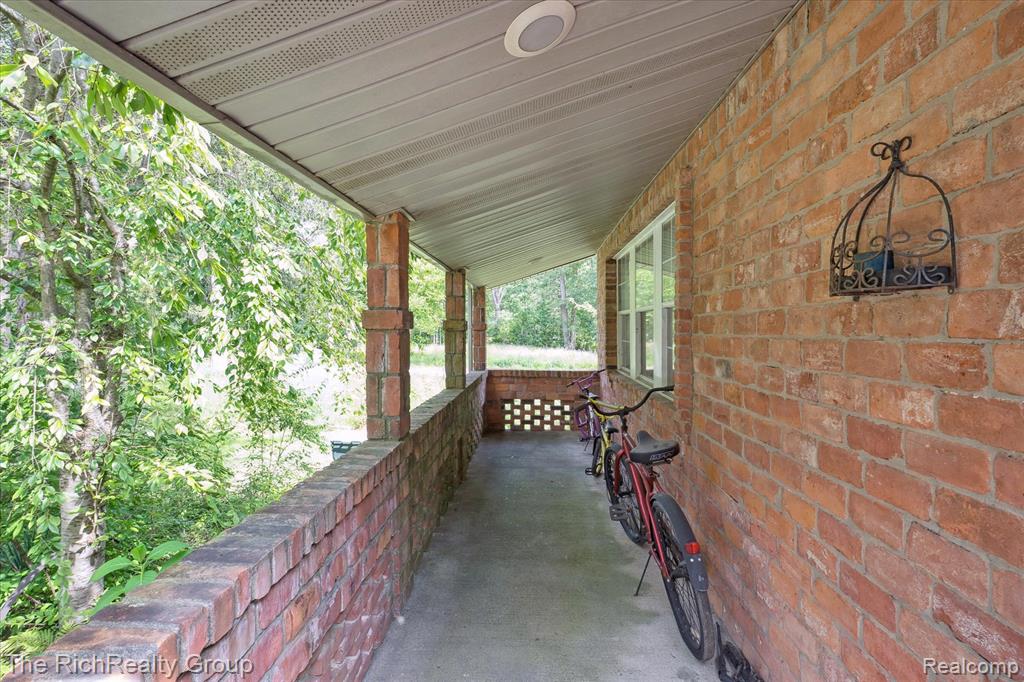 39635 Lotzford Road, Canton, MI 48187 — Photo 3