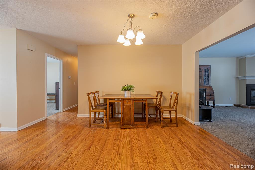 5123 MILL WHEEL Drive, Grand Blanc, MI 48439 — Photo 9
