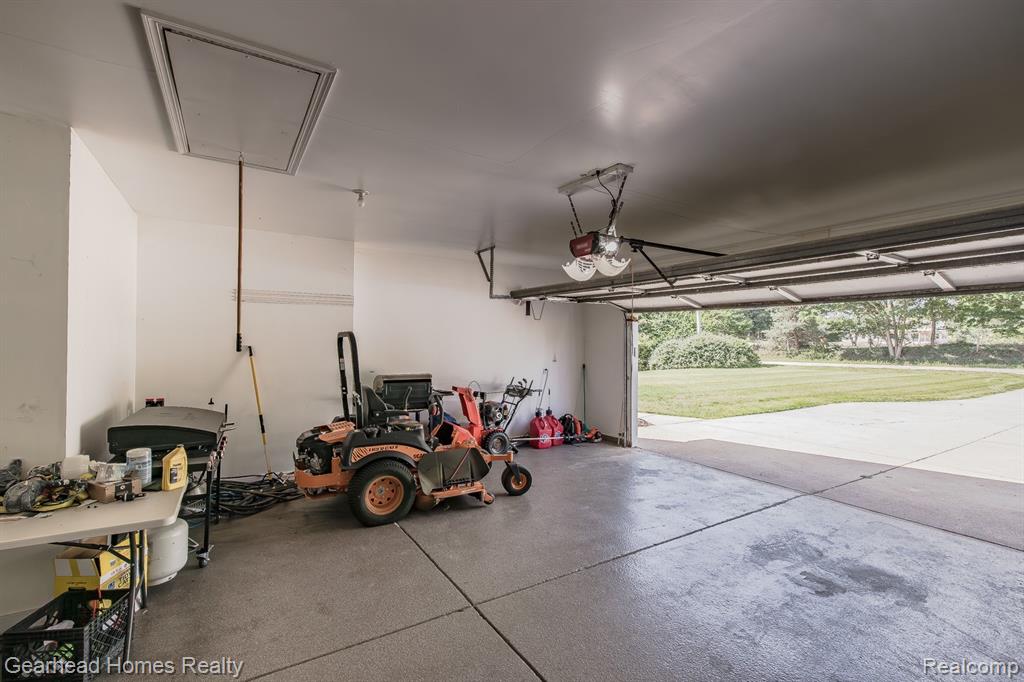 8088 Denton Hill Road, Fenton, MI 48430 — Photo 50