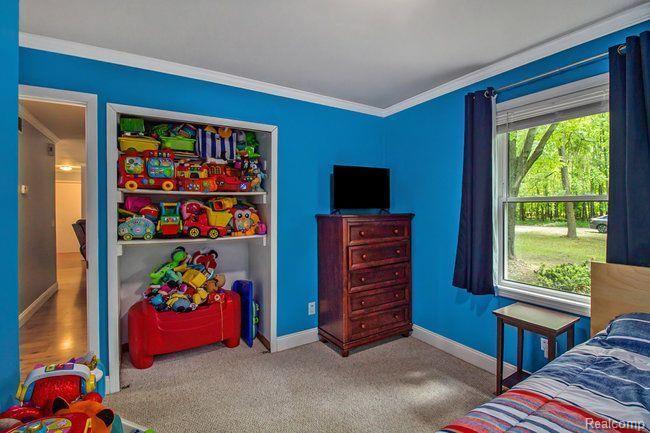 8696 Sargent Road, Fowlerville, MI 48836 — Photo 20