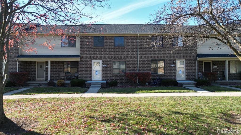 48570 Sugarbush Road, 56, New Baltimore, MI 48047 — Photo 2