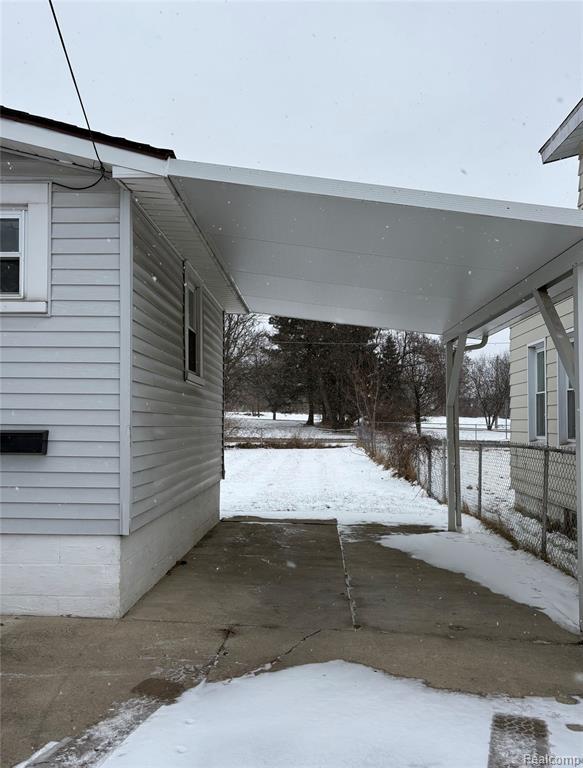 619 E Dartmouth Street, Flint, MI 48505 — Photo 3
