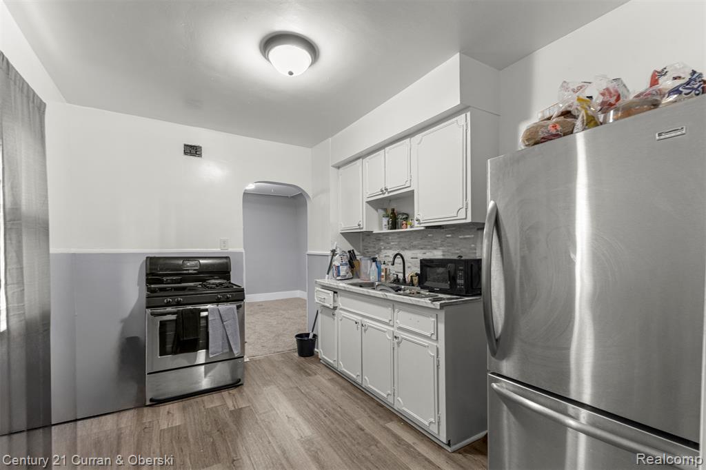 8086 Chalmers Avenue, Warren, MI 48089 — Photo 13