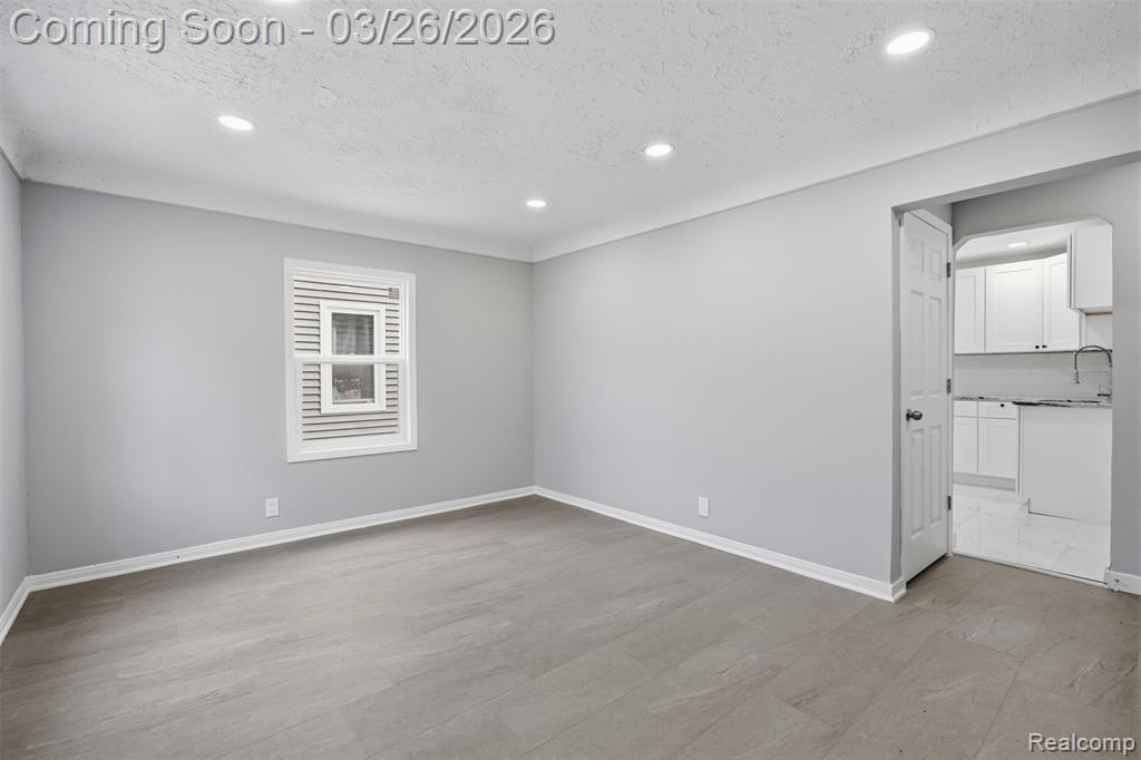 20052 Ferguson Street, Detroit, MI 48235 — Photo 5
