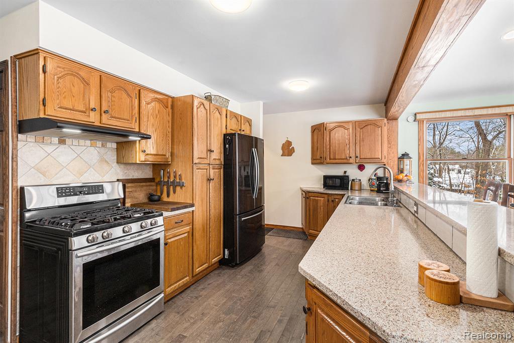 2217 Miark Drive, Lapeer, MI 48446 — Photo 11