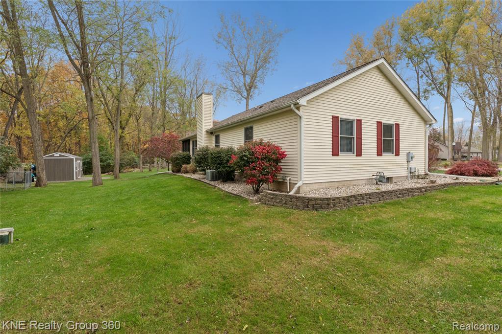 3283 Birch Run S, Adrian, MI 49221 — Photo 38