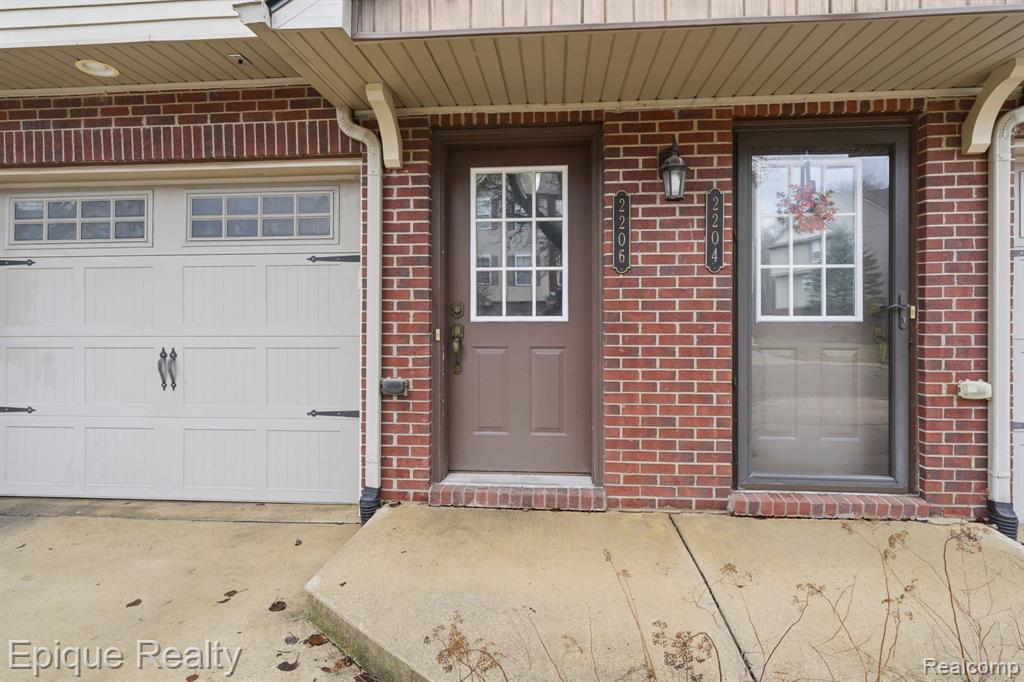 2206 Knotty Pine Trail, Howell, MI 48855 — Photo 2