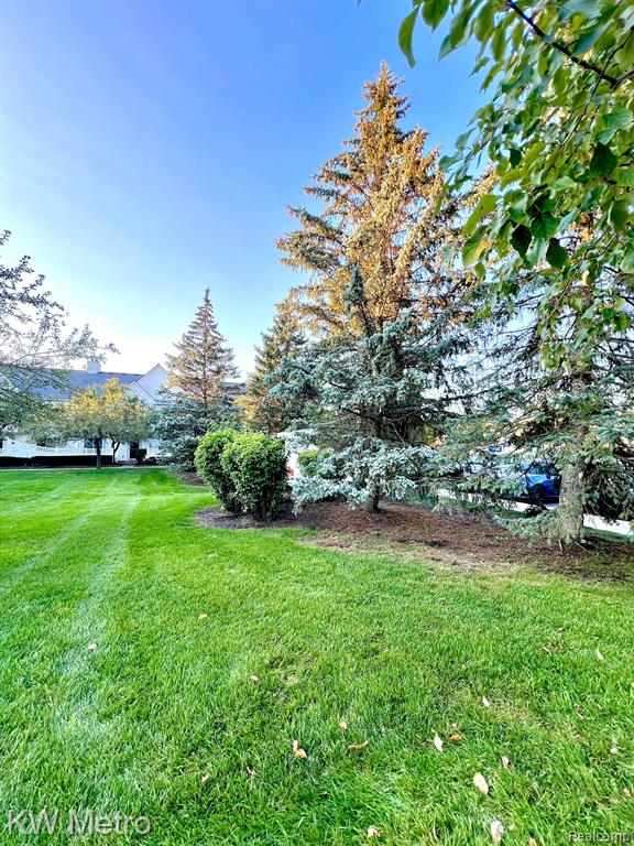 22277 ATLANTIC POINTE, Farmington Hills, MI 48336 — Photo 27