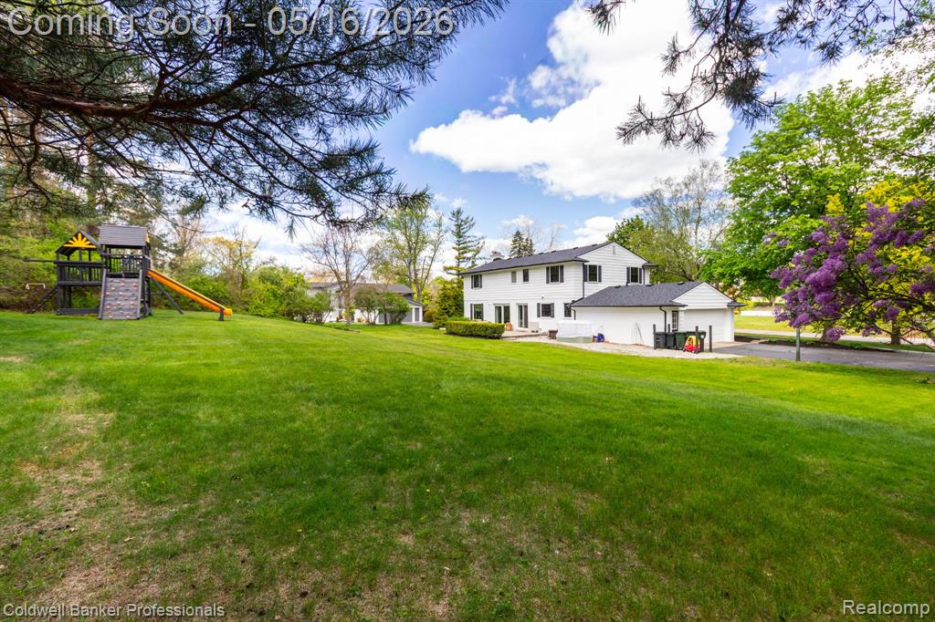 605 Apple Hill Lane, Rochester Hills, MI 48306 — Photo 41