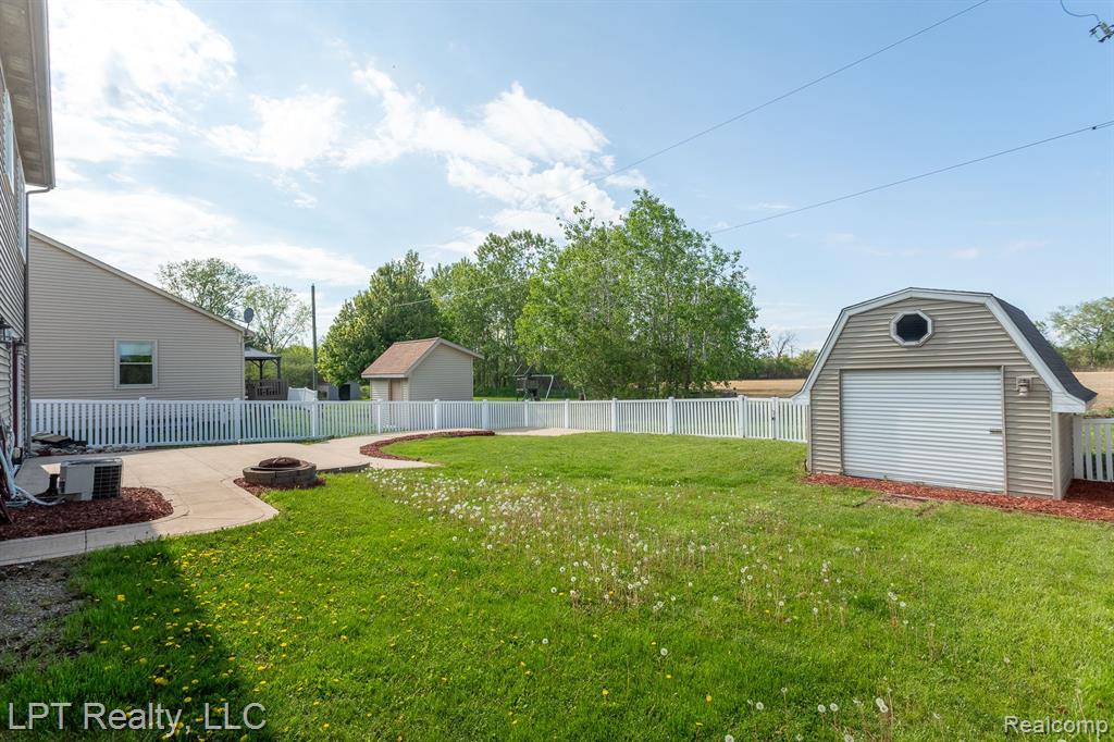 4127 STONE POST Road, Newport, MI 48166 — Photo 7