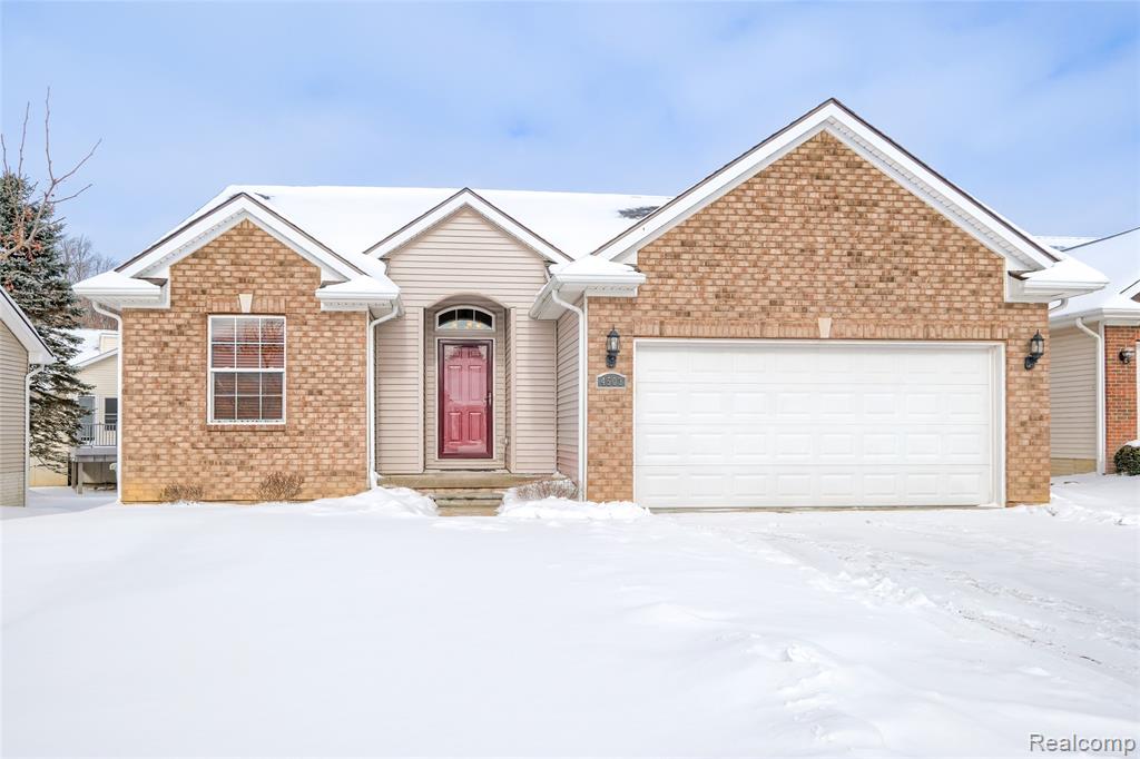 4503 Cross Creek Boulevard, Burton, MI 48509 — front exterior