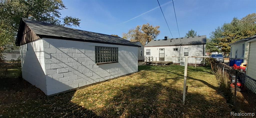 8662 FORD Avenue, Warren, MI 48089 — Photo 3