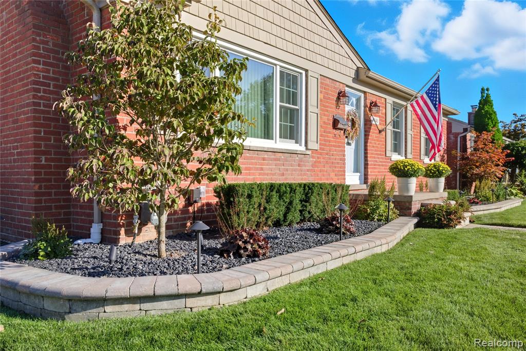 9840 Brookfield Street, Livonia, MI 48150 — Photo 3