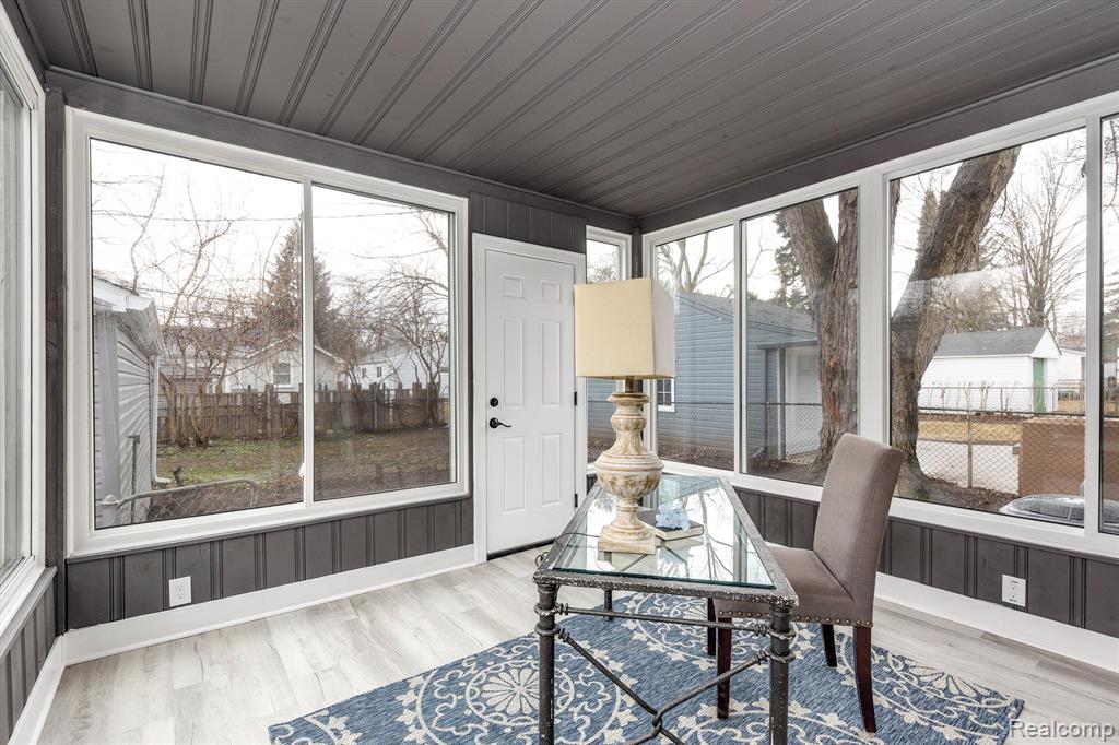 566 E BAKER Avenue, Clawson, MI — Photo 28