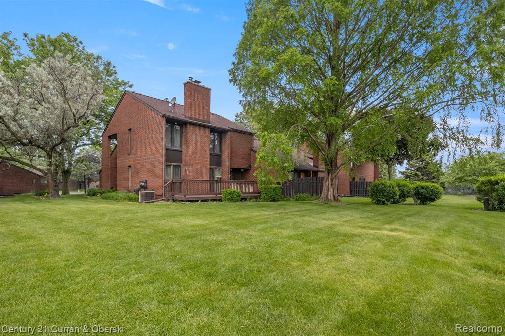 18 Blair Lane, Unit 26, Dearborn, MI 48120 — Photo 32