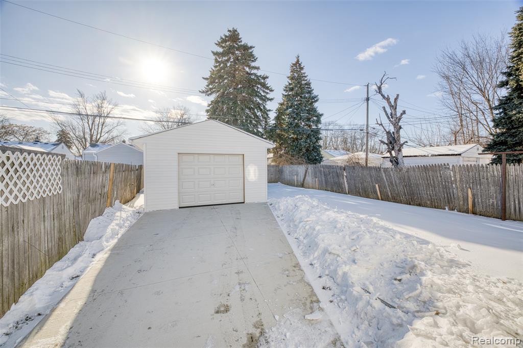 2209 Progress Avenue, Lincoln Park, MI 48146 — Photo 39