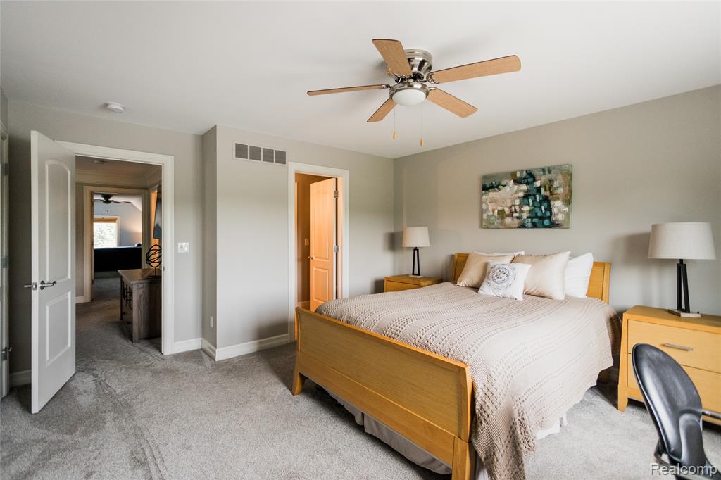 9050 Lake Dominion Drive, Brighton, MI 48114 — Photo 32