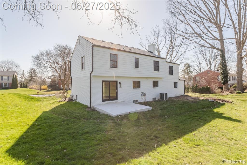 4054 ANTIQUE Lane, Bloomfield Hills, MI 48302 — Photo 30