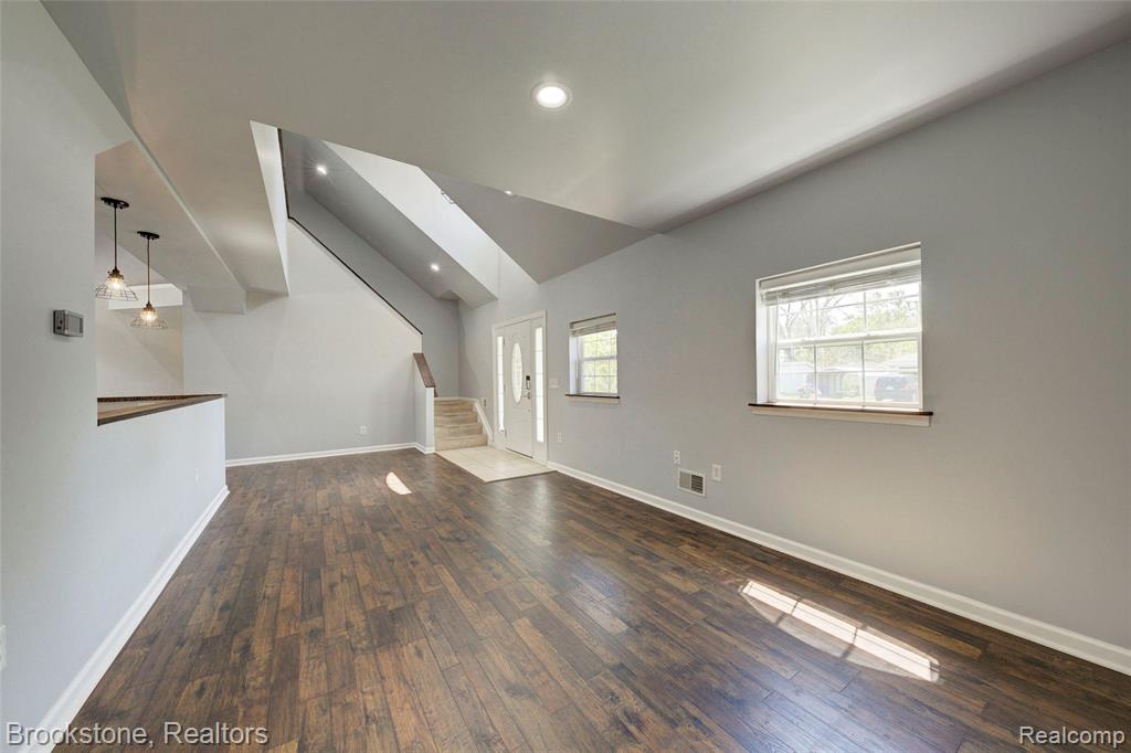 4458 Seeden Street, Waterford, MI 48329 — Photo 37