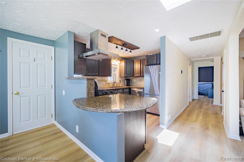 4020 Totem Lane, Waterford, MI 48328 — Photo 6