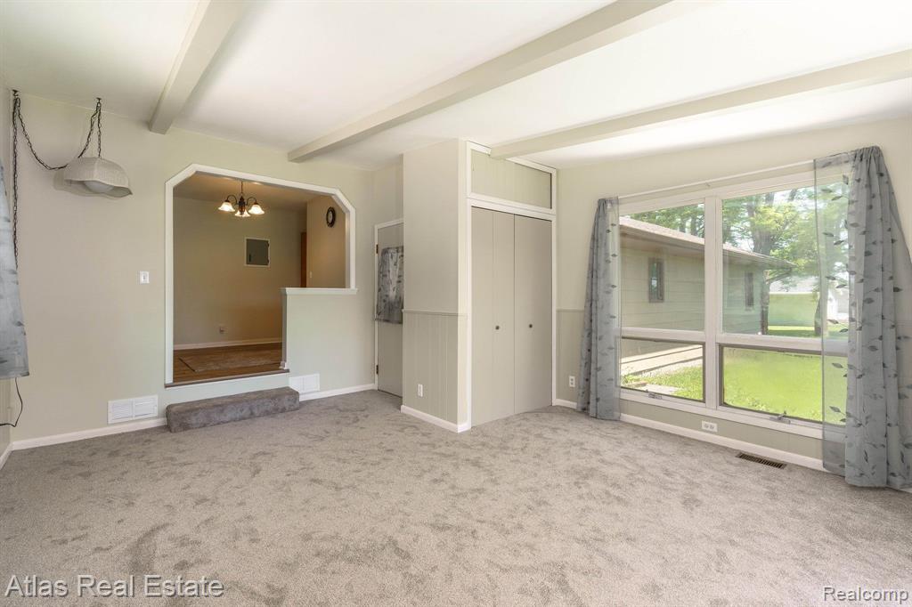 9450 HOGAN Road, Fenton, MI 48430 — Photo 21