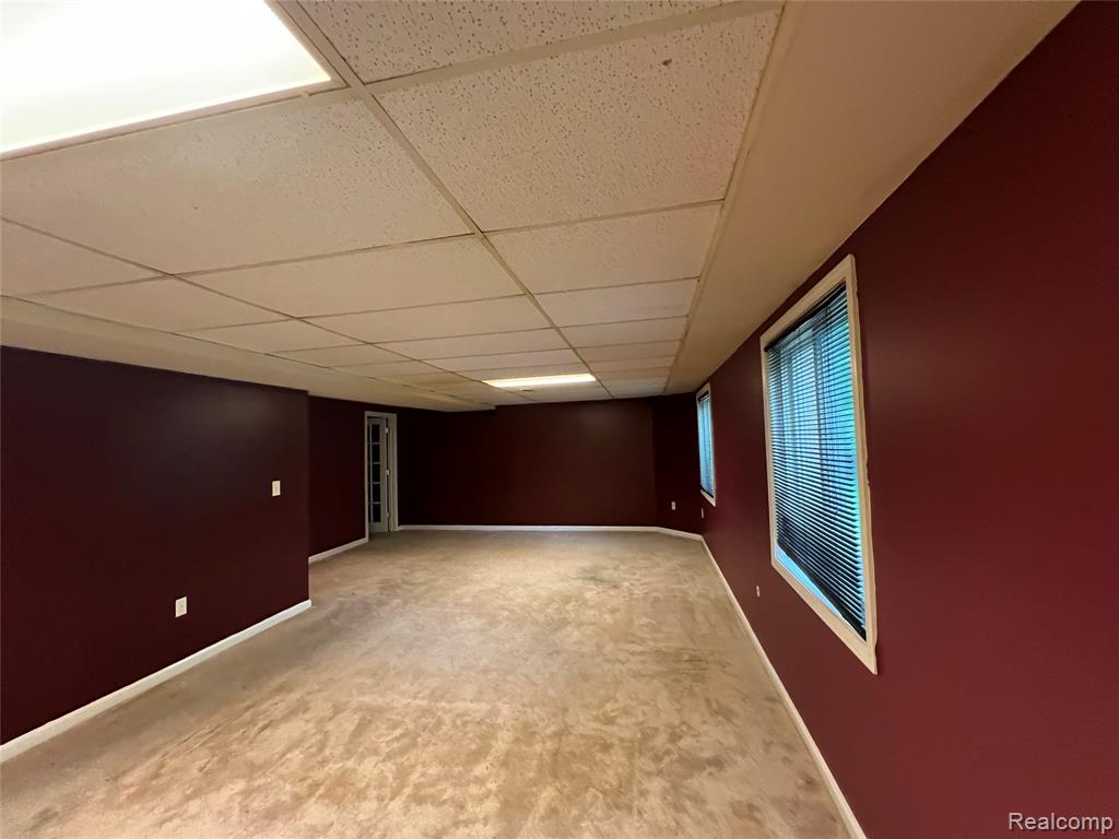 45475 Irvine Drive, Novi, MI — Photo 23
