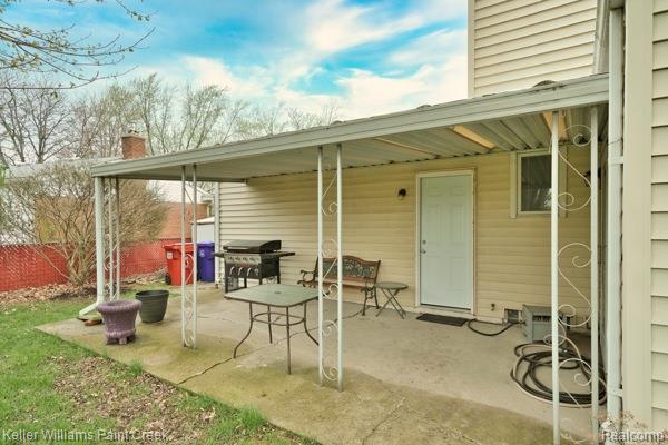 33954 Vista Way, Fraser, MI 48026 — Photo 3