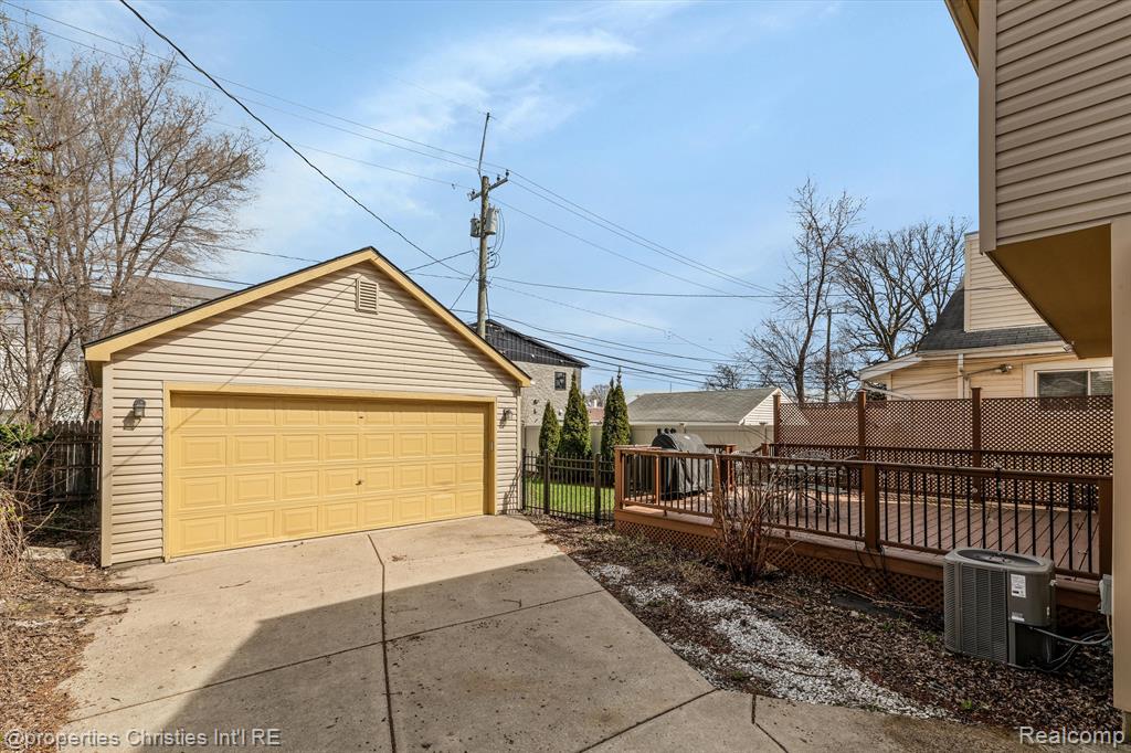 420 W TROY Street, Ferndale, MI 48220 — Photo 25