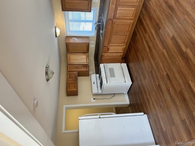 4024 Wenonah Lane, Waterford, MI 48328 — Photo 6