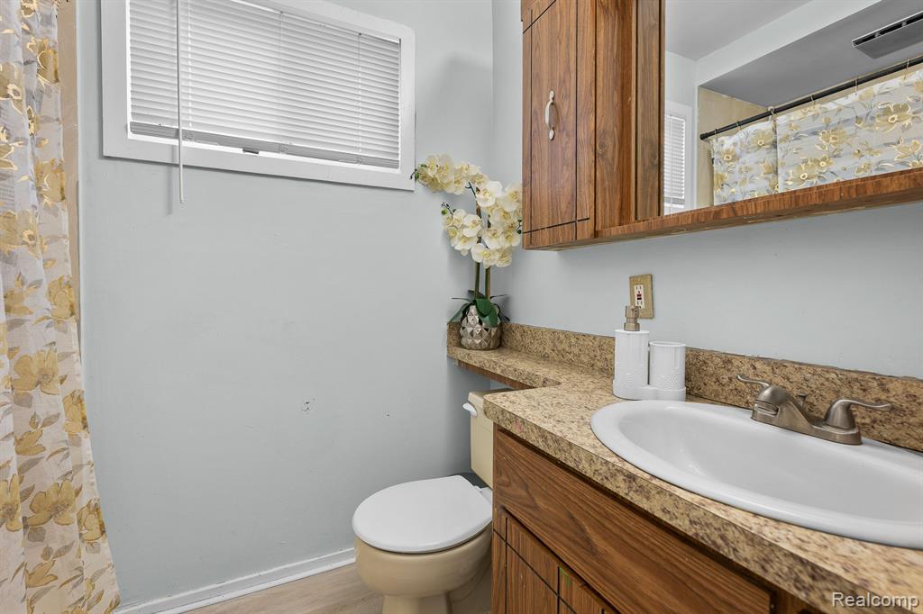 4160 COOLIDGE Avenue, Lincoln Park, MI 48146 — Photo 11