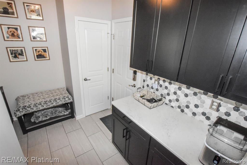 29914 BRAEBURN, New Hudson, MI 48165 — Photo 31