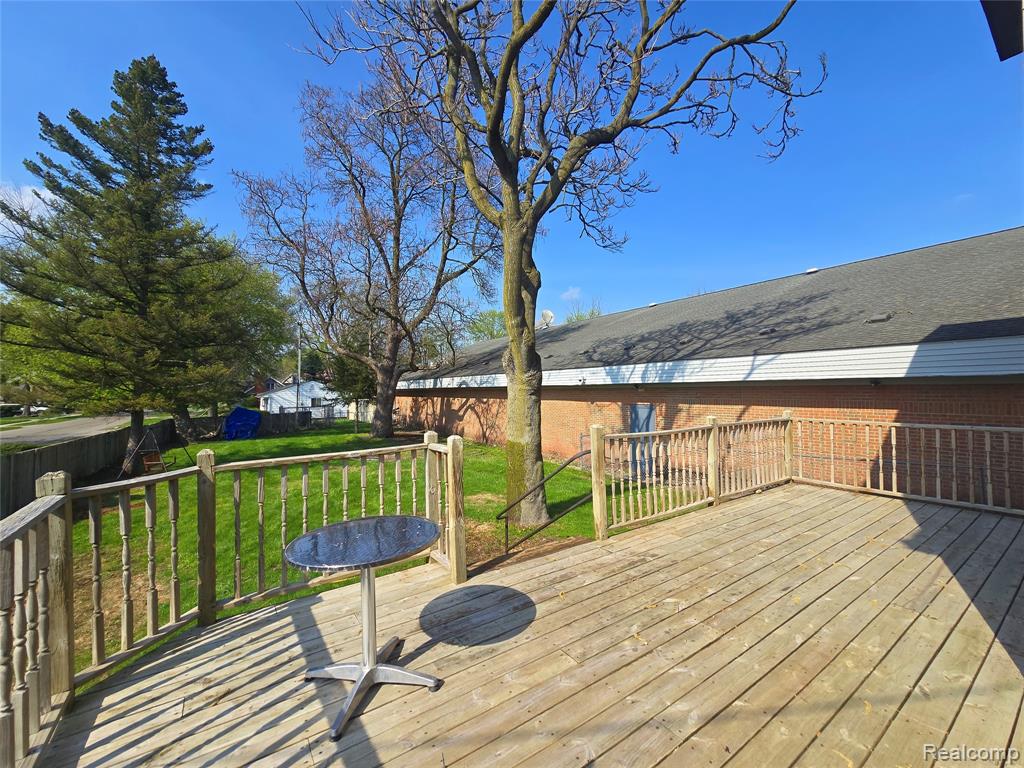 26850 W 7 Mile Road, Redford, MI 48240 — Photo 52