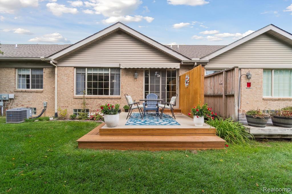 22185 Quail Run Circle, 3, South Lyon, MI 48178 — Photo 40