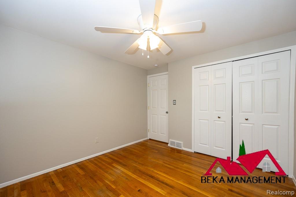 8040 Alton Street, Canton, MI 48187 — Photo 14