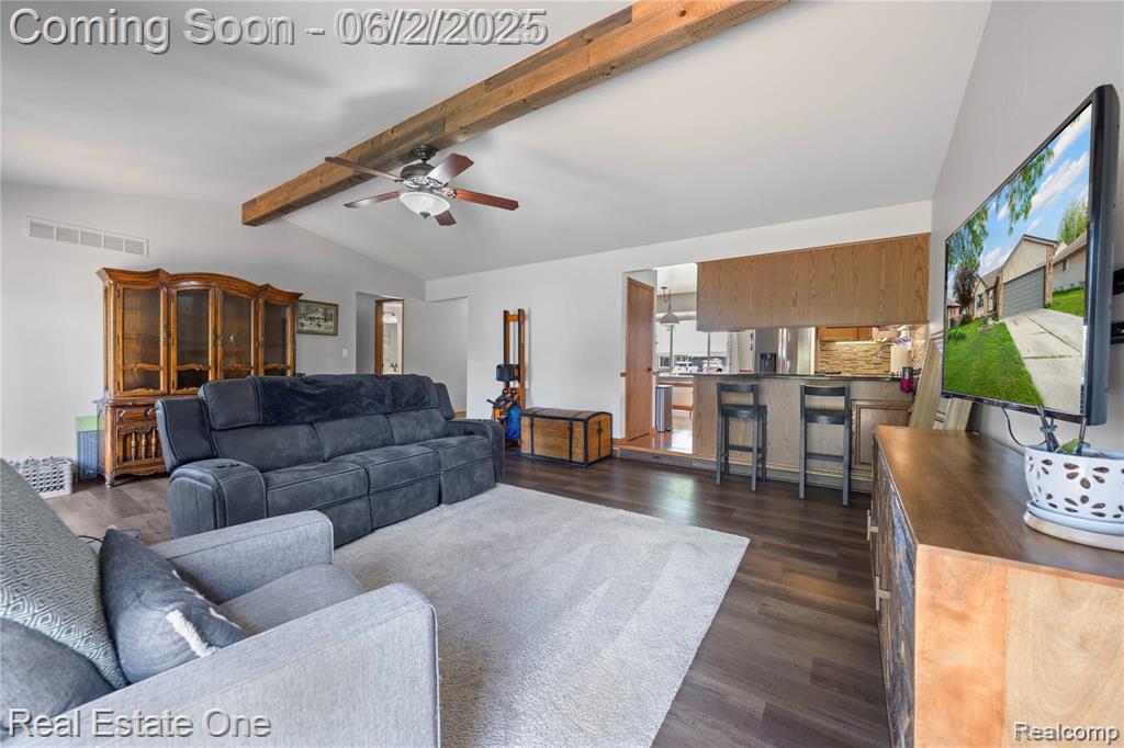 40252 Kraft Drive, Sterling Heights, MI 48310 — Photo 14